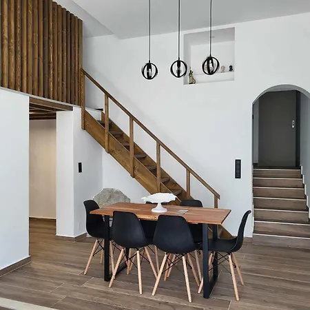 White Boutique Homes - Serenity